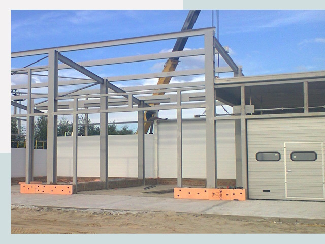 Строительство автосервисов от СтальСтрой-Кчк по цене 615 руб.